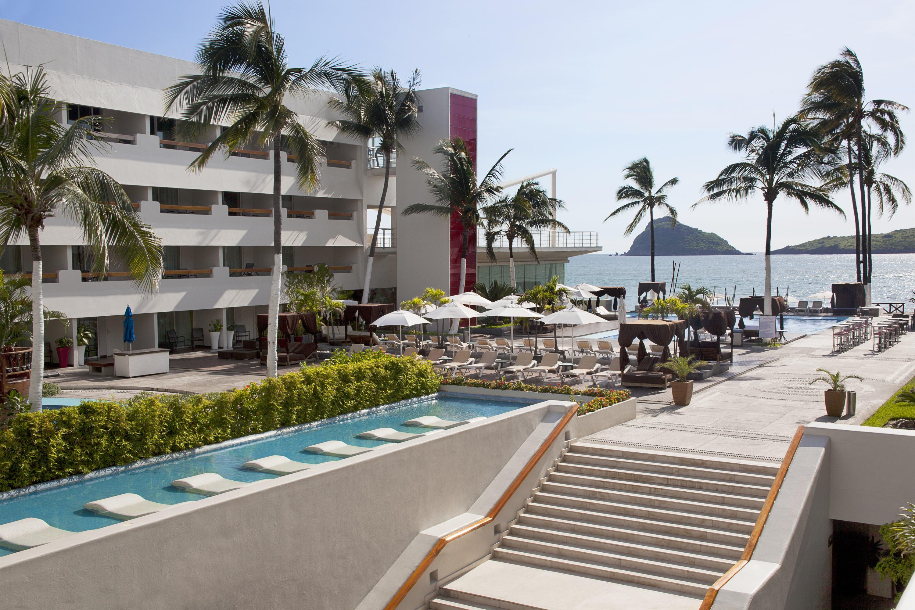 Emporio Mazatlan Hotel Exterior photo